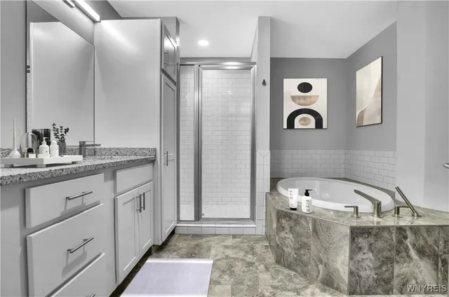 $425,000 | 210 Ellicott Street, Unit 206, Buffalo, NY 14203