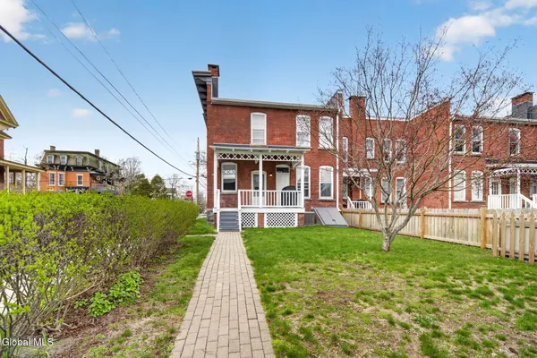 $28,000 | 194 Grand Avenue, Saratoga Springs, NY 12866