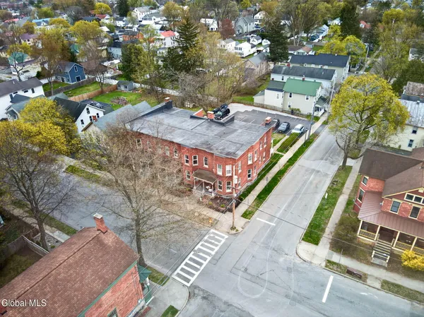 $28,000 | 194 Grand Avenue, Saratoga Springs, NY 12866
