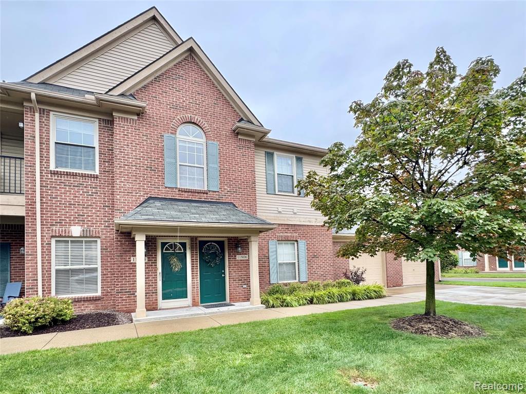 11806 Farmington Road Livonia, MI 48150 - Photo 1 of 22 Gallery Image 1