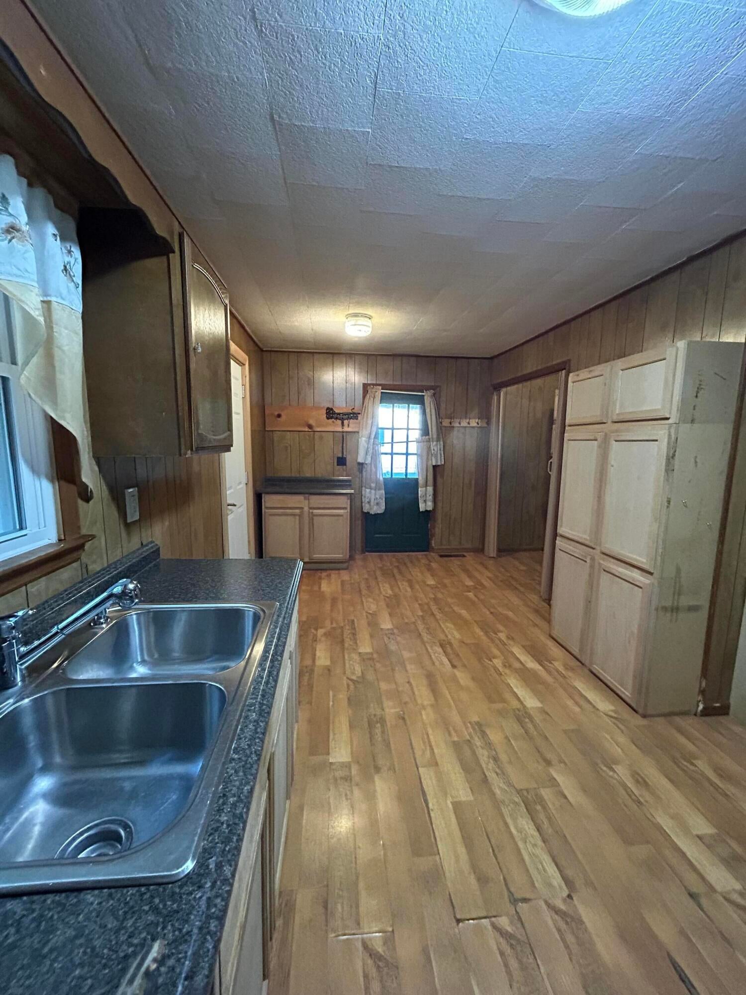 145 Cades Field Road Union, WV 24983 - Photo 19 of 49 Gallery Image 19