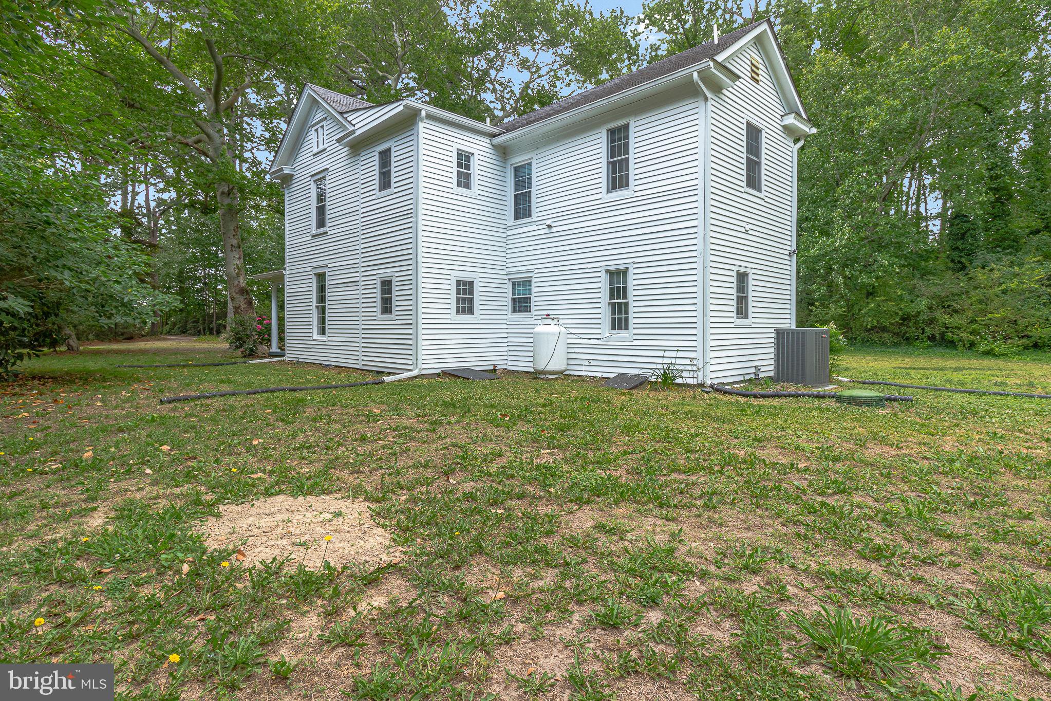 3952 Irvington Road Irvington, VA 22480 - Photo 68 of 77 a view of a house with a yard