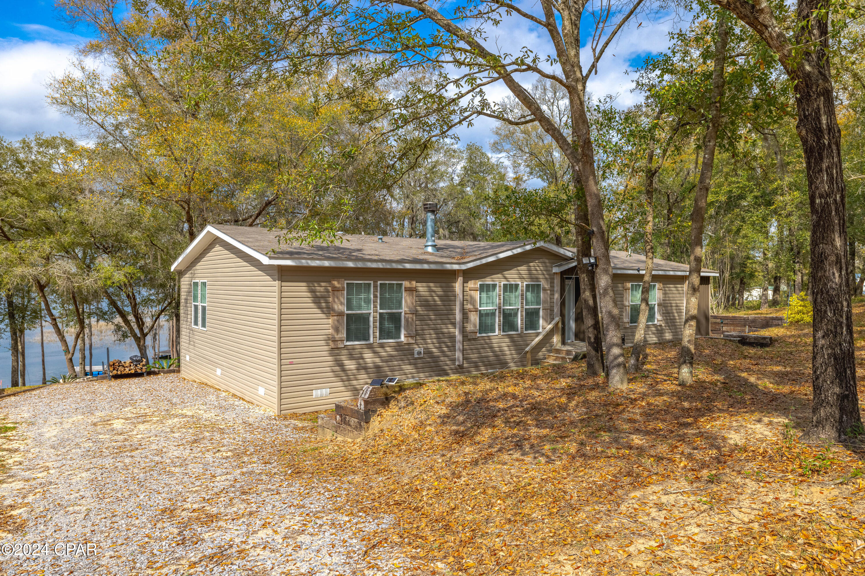 3136 Lucas Lake Road Chipley, FL 32428 - Photo 7 of 66 Gallery Image 7
