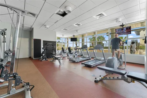 $265,000 | 1120 East Kennedy Boulevard, Unit 1225, Tampa, FL 33602