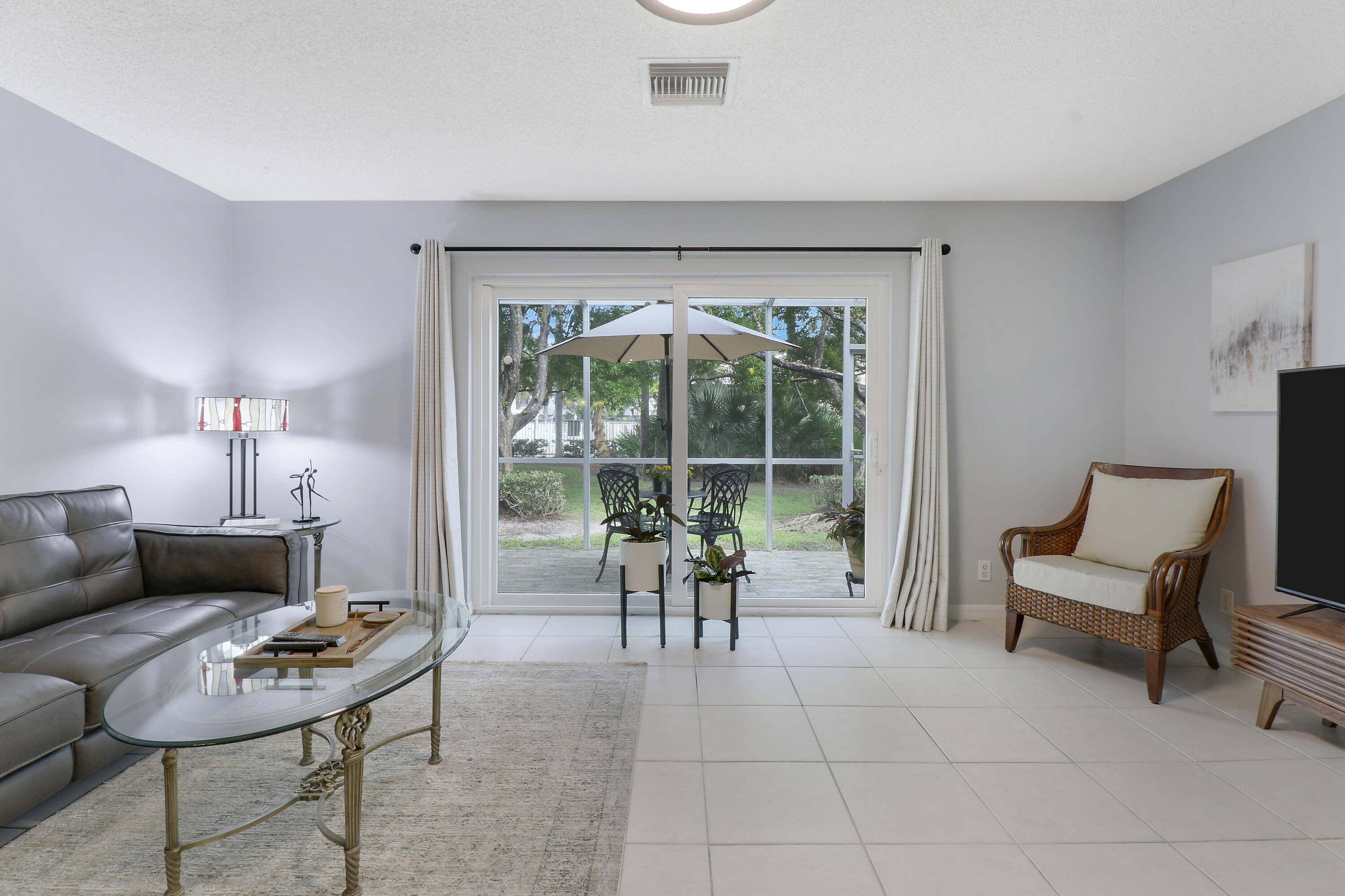145 Timberwalk Trail Jupiter, FL 33458 - Photo 14 of 35 Living Room