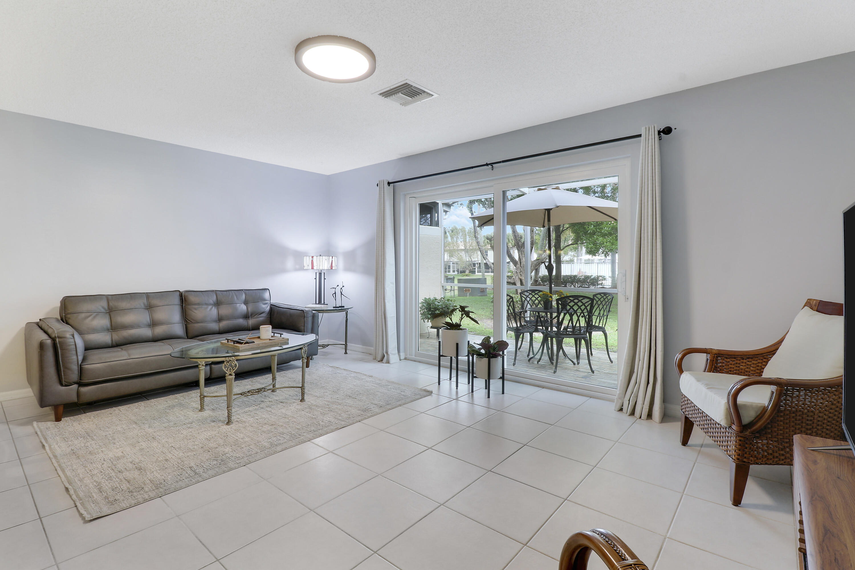 145 Timberwalk Trail Jupiter, FL 33458 - Photo 15 of 35 Living Room
