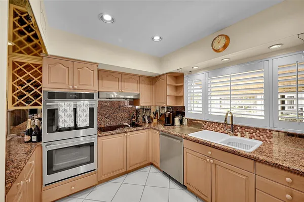 $1,978,788 | 2920 Northeast 23rd Street, Pompano Beach, FL 33062