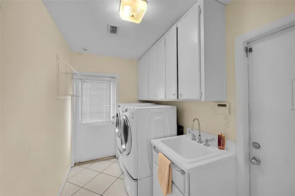 $1,978,788 | 2920 Northeast 23rd Street, Pompano Beach, FL 33062