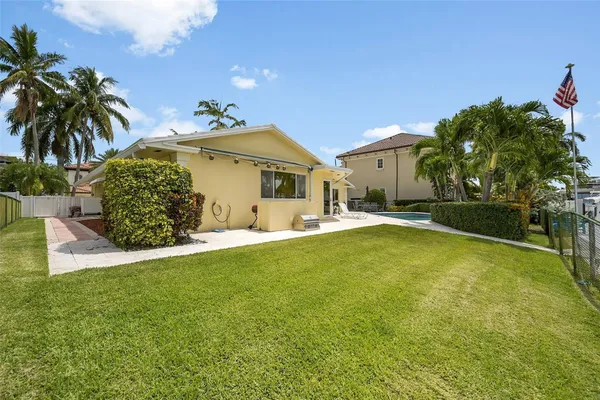 $1,978,788 | 2920 Northeast 23rd Street, Pompano Beach, FL 33062