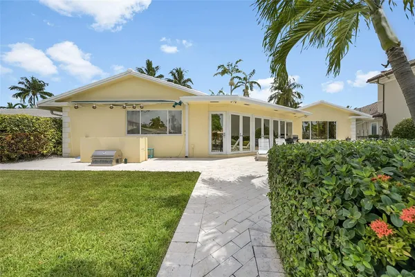 $1,978,788 | 2920 Northeast 23rd Street, Pompano Beach, FL 33062