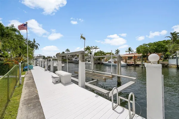 $1,978,788 | 2920 Northeast 23rd Street, Pompano Beach, FL 33062