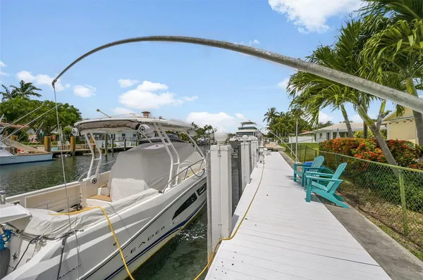 $1,978,788 | 2920 Northeast 23rd Street, Pompano Beach, FL 33062