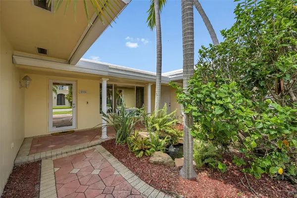 $1,978,788 | 2920 Northeast 23rd Street, Pompano Beach, FL 33062