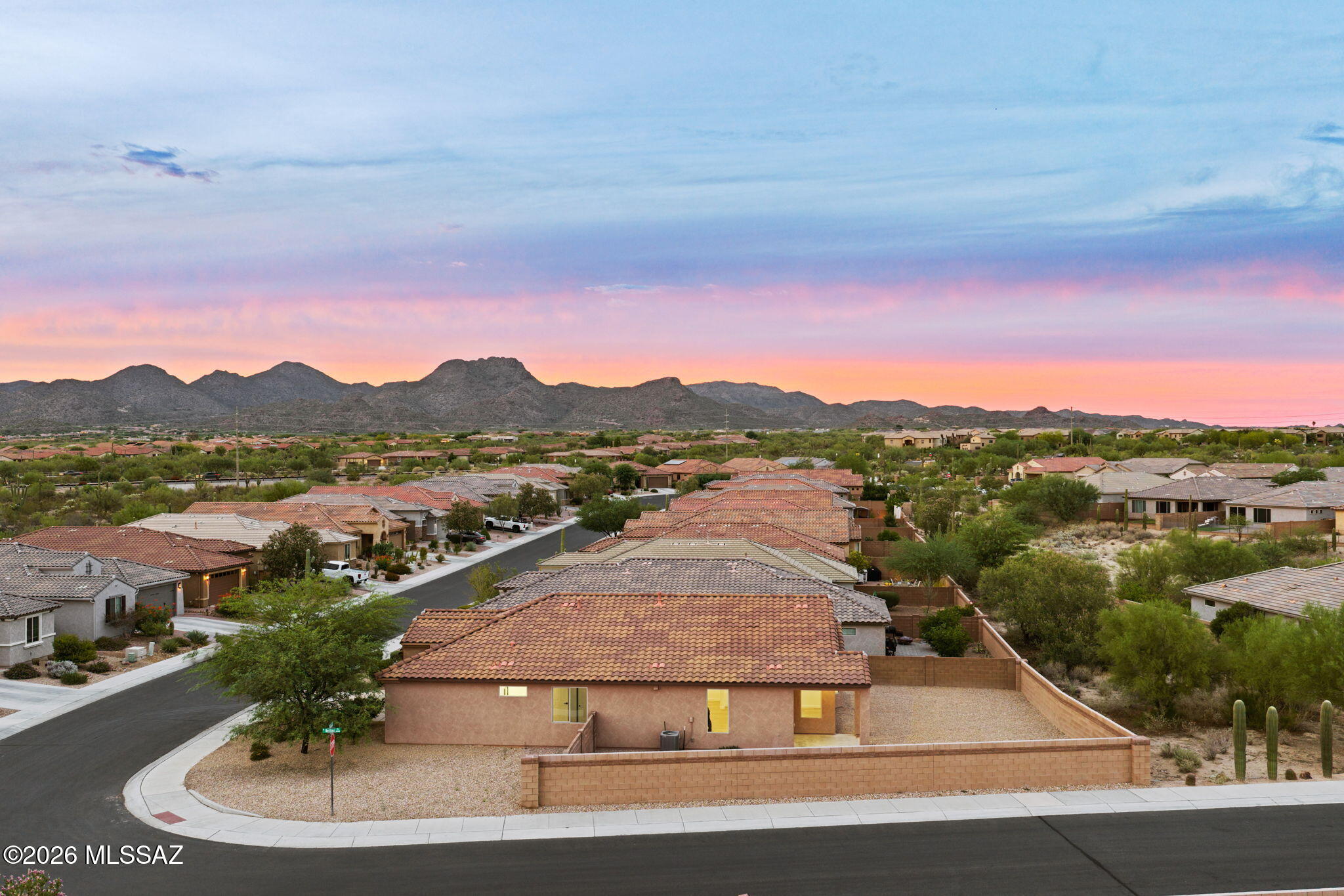 11964 North Raphael Way Tucson, AZ 85742 - Photo 32 of 40 52-web-or-mls-11964 N Raphael Way- MLS I