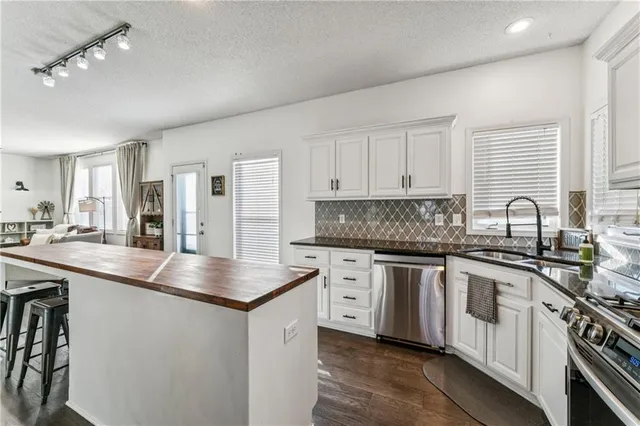 $515,000 | 32349 West 165th Terrace, Gardner, KS 66030