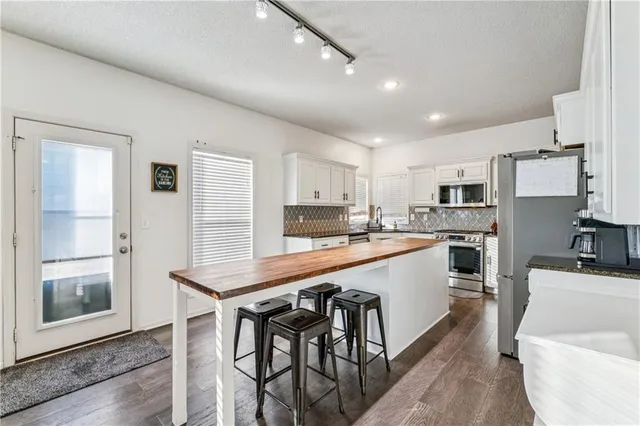 $515,000 | 32349 West 165th Terrace, Gardner, KS 66030