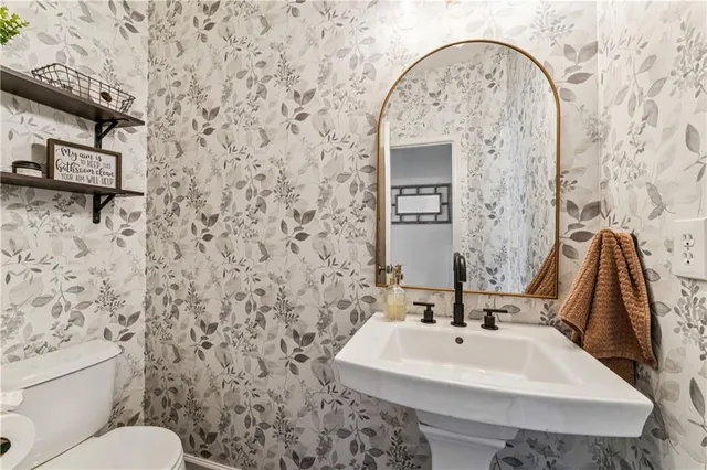 $515,000 | 32349 West 165th Terrace, Gardner, KS 66030