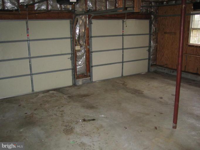 12609 Deoudes Road Boyds, MD 20841 - Photo 13 of 30 Garage 2