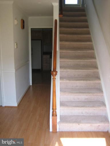 12609 Deoudes Road Boyds, MD 20841 - Photo 3 of 30 Entrance / Foyer