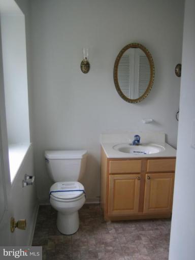 12609 Deoudes Road Boyds, MD 20841 - Photo 26 of 30 Bath #3