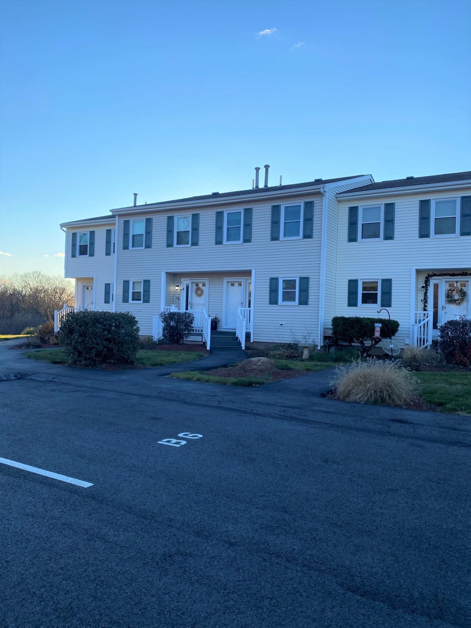 6 Pleasant Street, Unit B4 Hooksett, NH 03106 - Photo 16 of 16