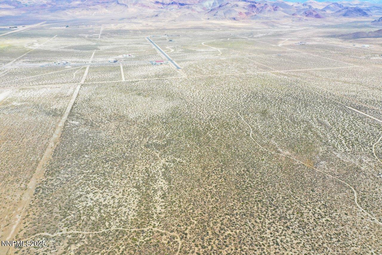 0 Rebel Cause Road Reno, NV 89510 - Photo 4 of 32 a view of a backyard of the house