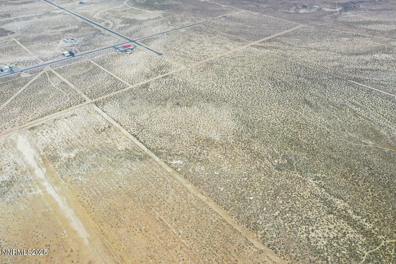 0 Rebel Cause Road Reno, NV 89510 - Photo 10 of 32 a bathroom with a bathtub