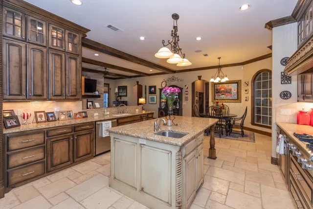 $1,125,000 | 7900 Continental Parkway, Amarillo, TX 79119