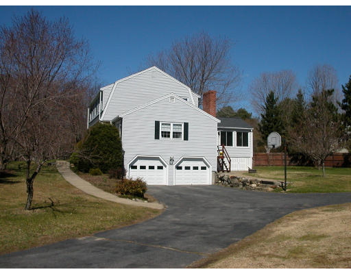 32 Forest Road Stow, MA 01775 - Photo 3 of 9