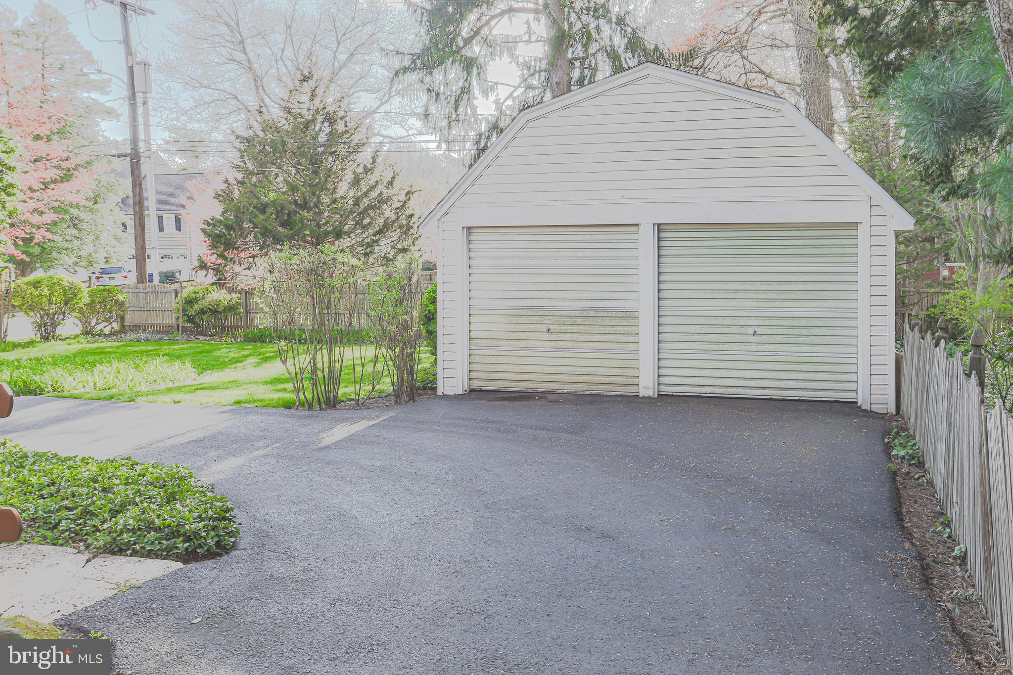 244 Orchard Road Newark, DE 19711 - Photo 5 of 32 Detached garage