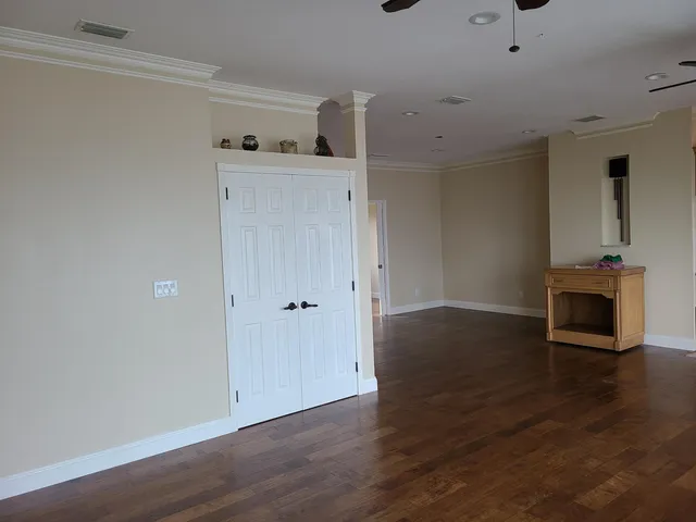 $3,000 | 2557 Pineapple Avenue, Melbourne, FL 32935