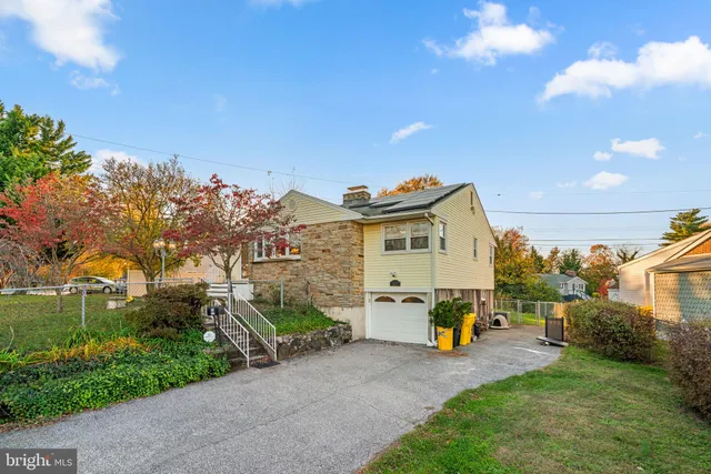 $415,000 | 302 Regency Circle, Linthicum Heights, MD 21090