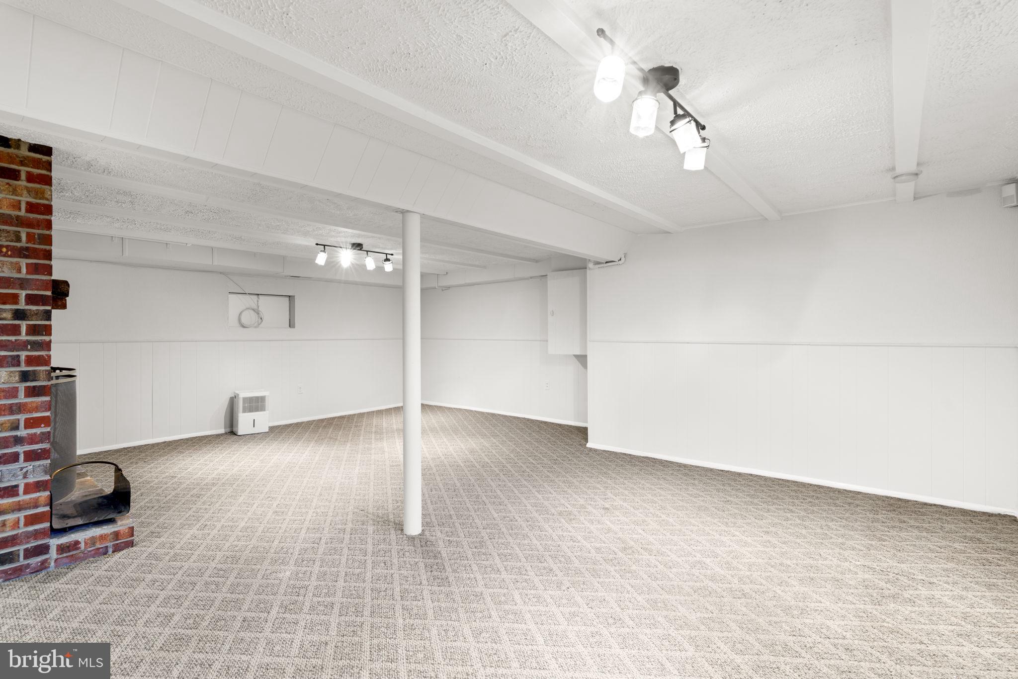 302 Regency Circle Linthicum Heights, MD 21090 - Photo 23 of 33 wooden floor in a room