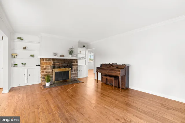 $415,000 | 302 Regency Circle, Linthicum Heights, MD 21090