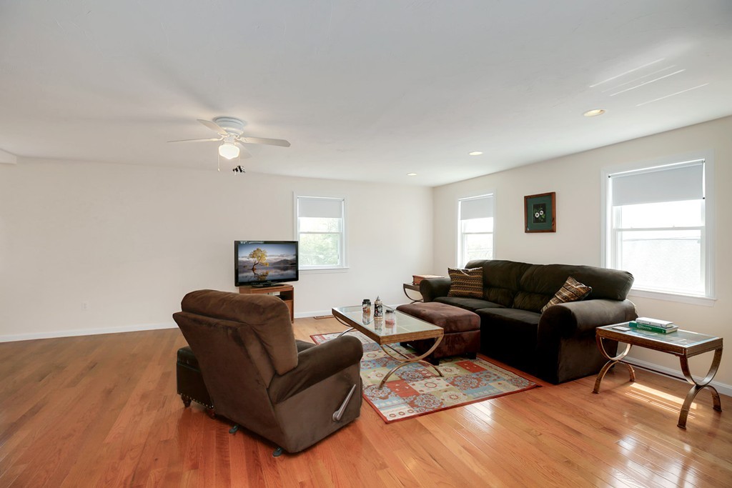 54 Roundtop Road Marlborough, MA 01752 - Photo 13 of 28 Gallery Image 13