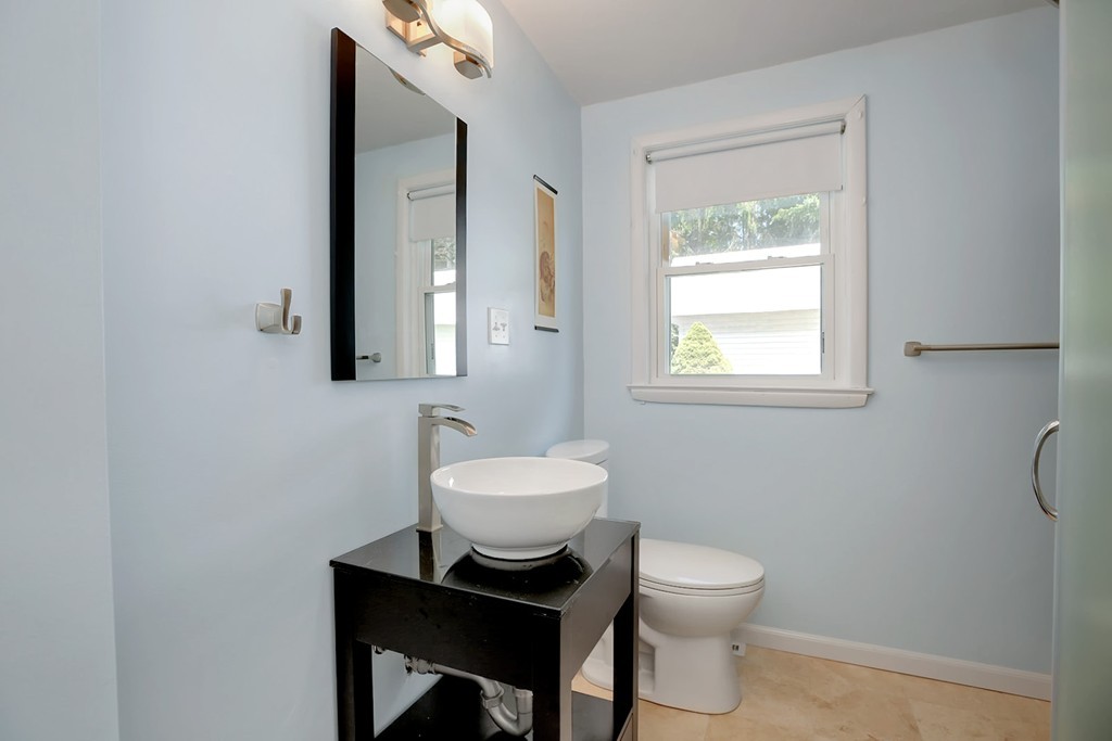 54 Roundtop Road Marlborough, MA 01752 - Photo 15 of 28 Gallery Image 15