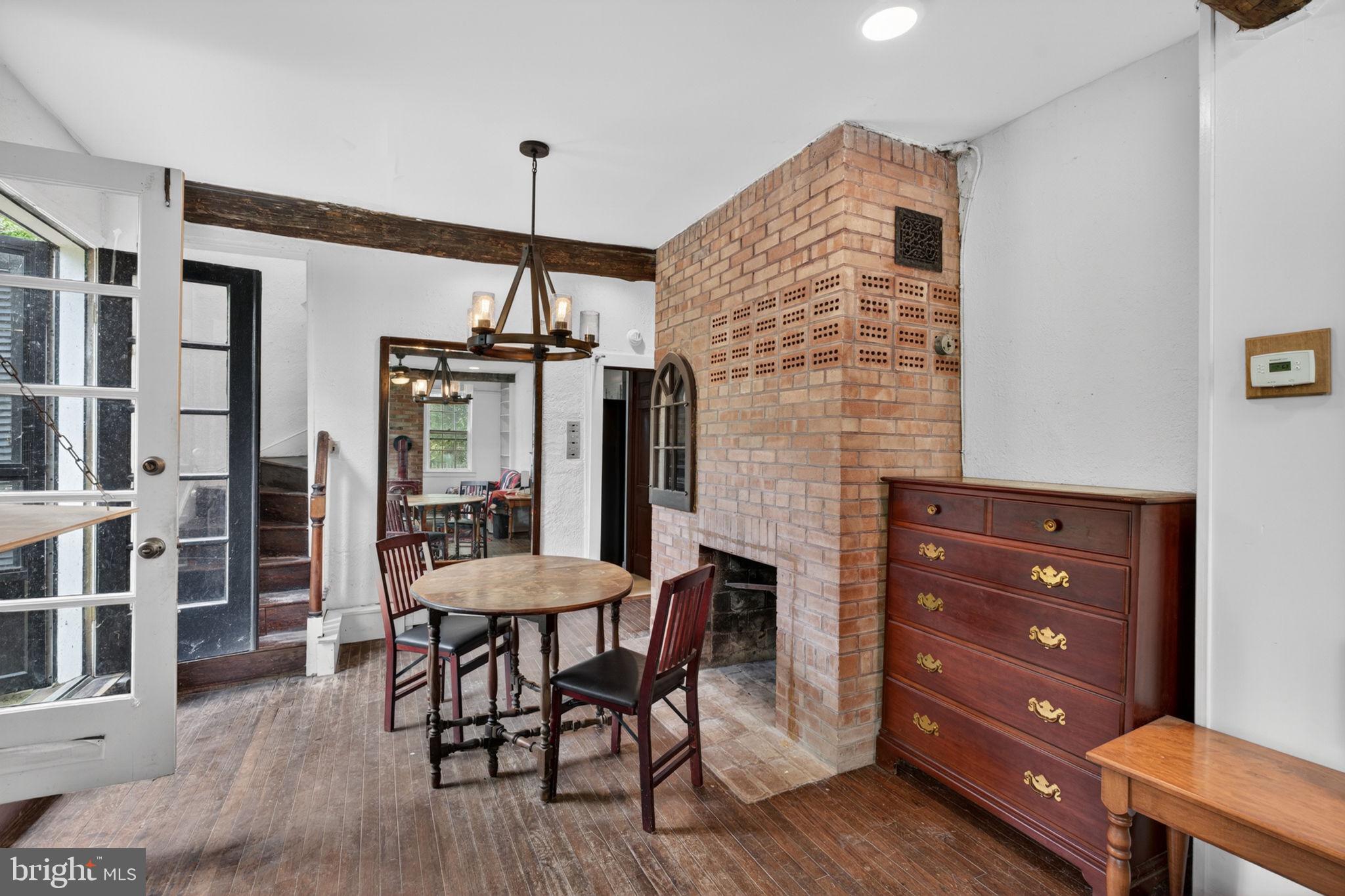 5019 Wetheredsville Road Baltimore, MD 21207 - Photo 8 of 50