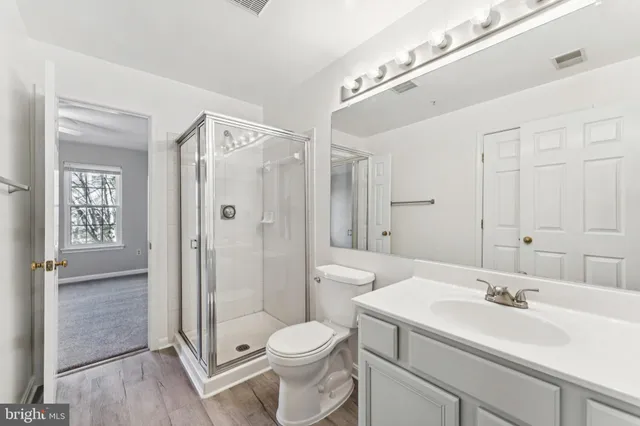 $2,100 | 13117 Millhaven Place, Unit 14F, Germantown, MD 20874