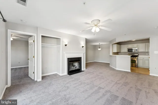 $2,100 | 13117 Millhaven Place, Unit 14F, Germantown, MD 20874