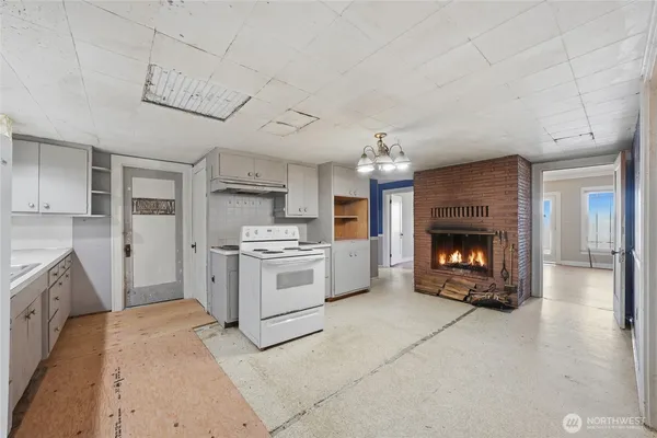 $925,000 | 5224 Lowell Larimer Road, Everett, WA 98208