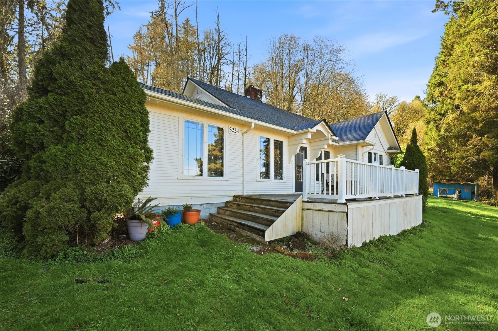 5224 Lowell Larimer Road Everett, WA 98208 - Photo 2 of 38