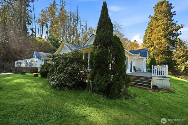 $925,000 | 5224 Lowell Larimer Road, Everett, WA 98208