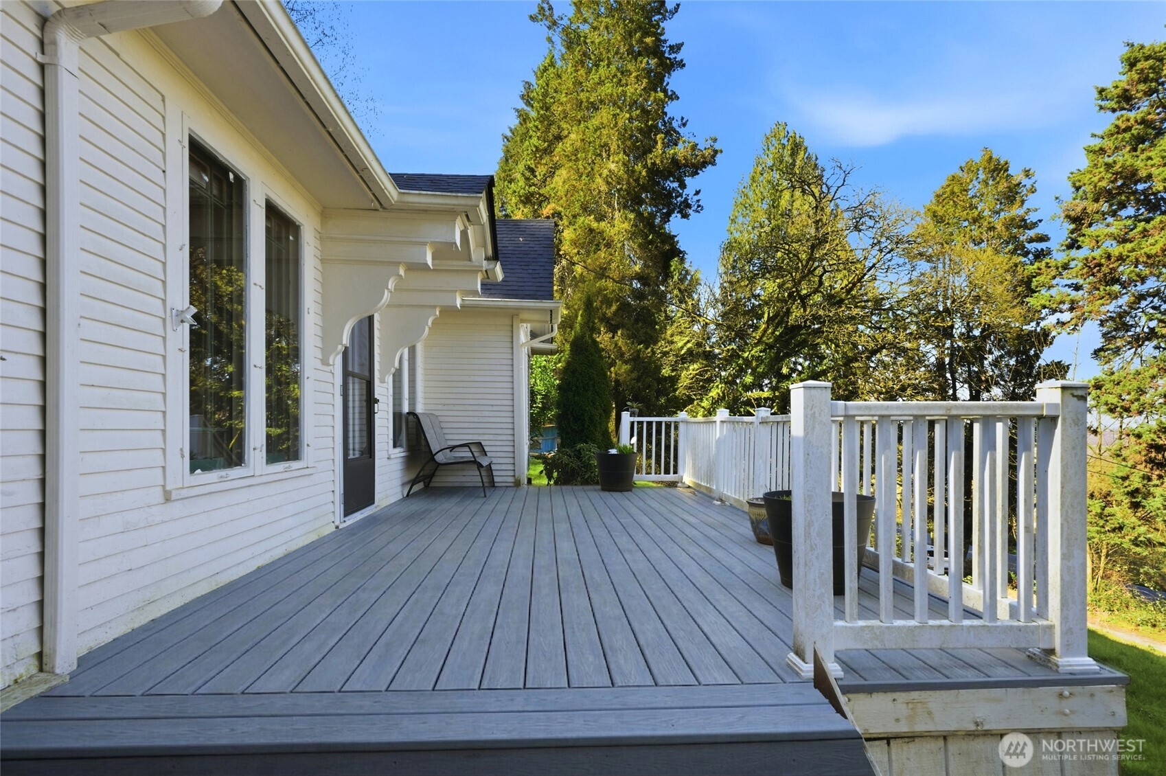 5224 Lowell Larimer Road Everett, WA 98208 - Photo 4 of 38