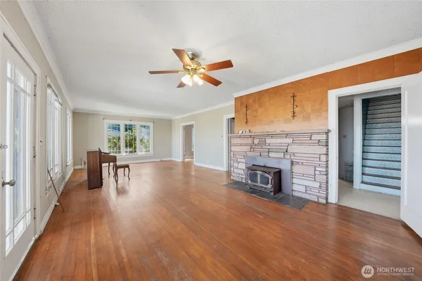 $925,000 | 5224 Lowell Larimer Road, Everett, WA 98208