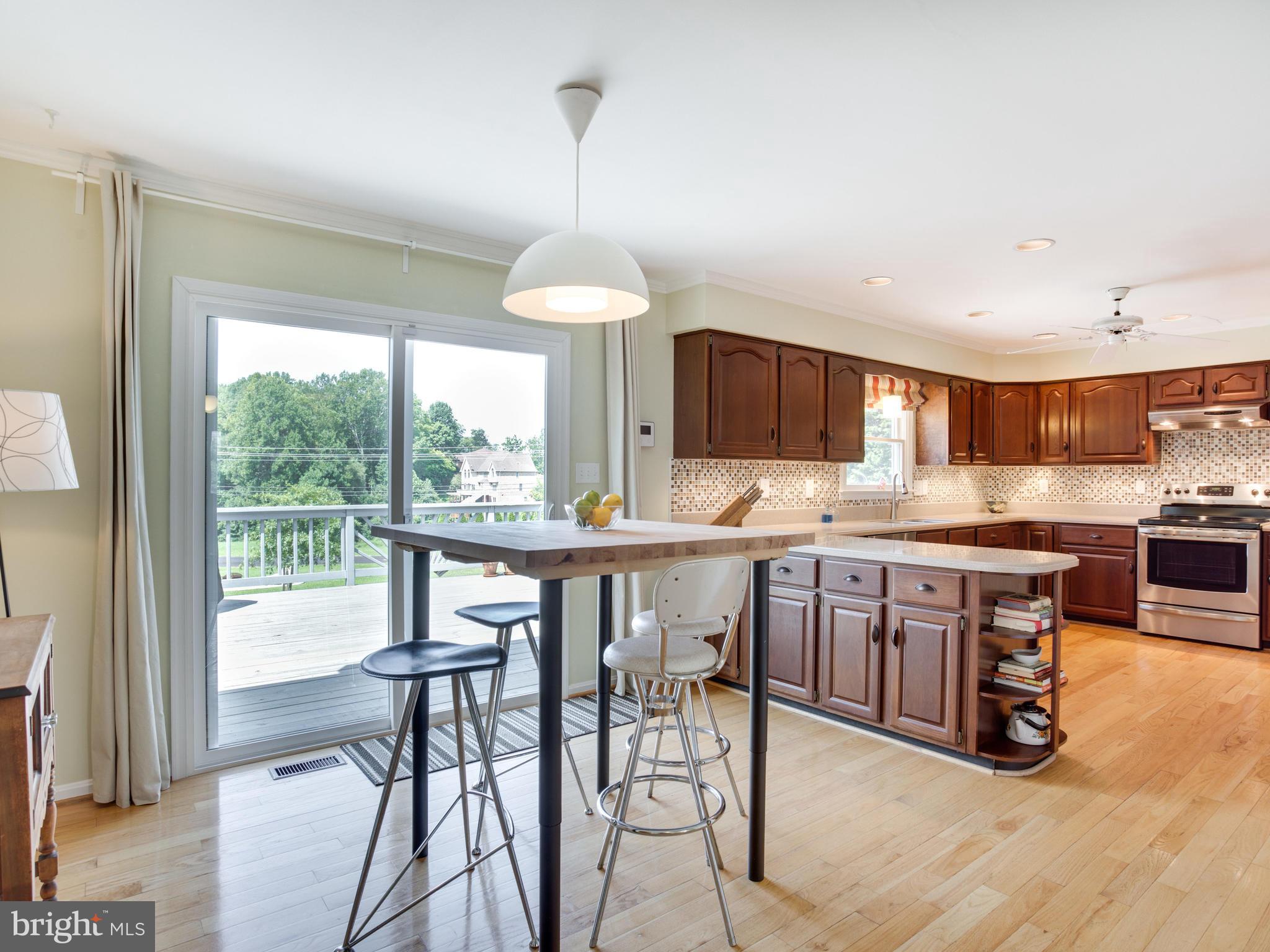 6480 Stephen Reid Road Huntingtown, MD 20639 - Photo 9 of 30 Kitchen