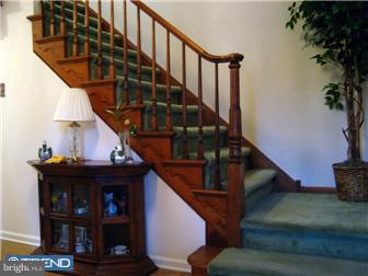237 Ellis Road Havertown, PA 19083 - Photo 4 of 12