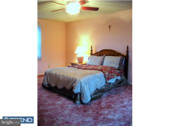 237 Ellis Road Havertown, PA 19083 - Photo 7 of 12