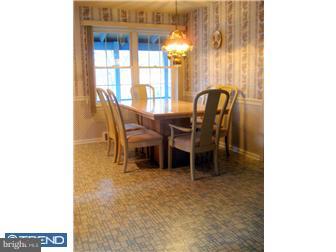 237 Ellis Road Havertown, PA 19083 - Photo 10 of 12