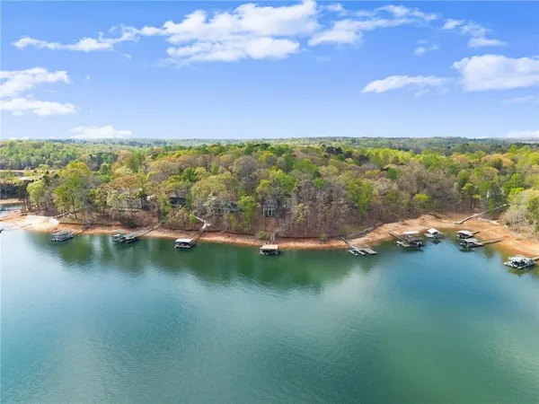 $1,100,000 | 103 Tugalo Point, Lavonia, GA 30553