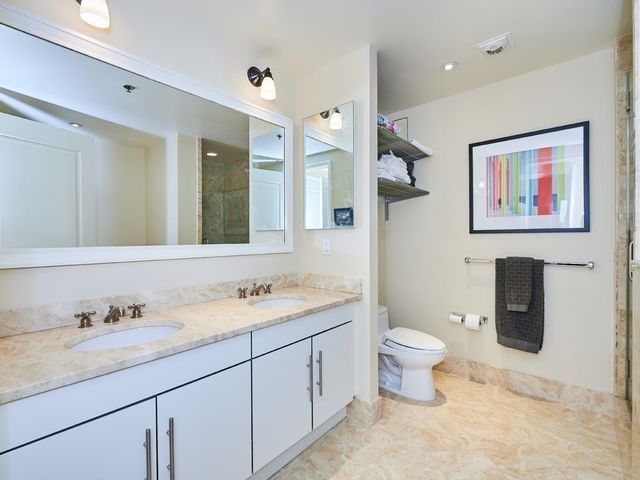 $2,527,500 | 1 Charles Street South, Unit 12D, Boston, MA 02116
